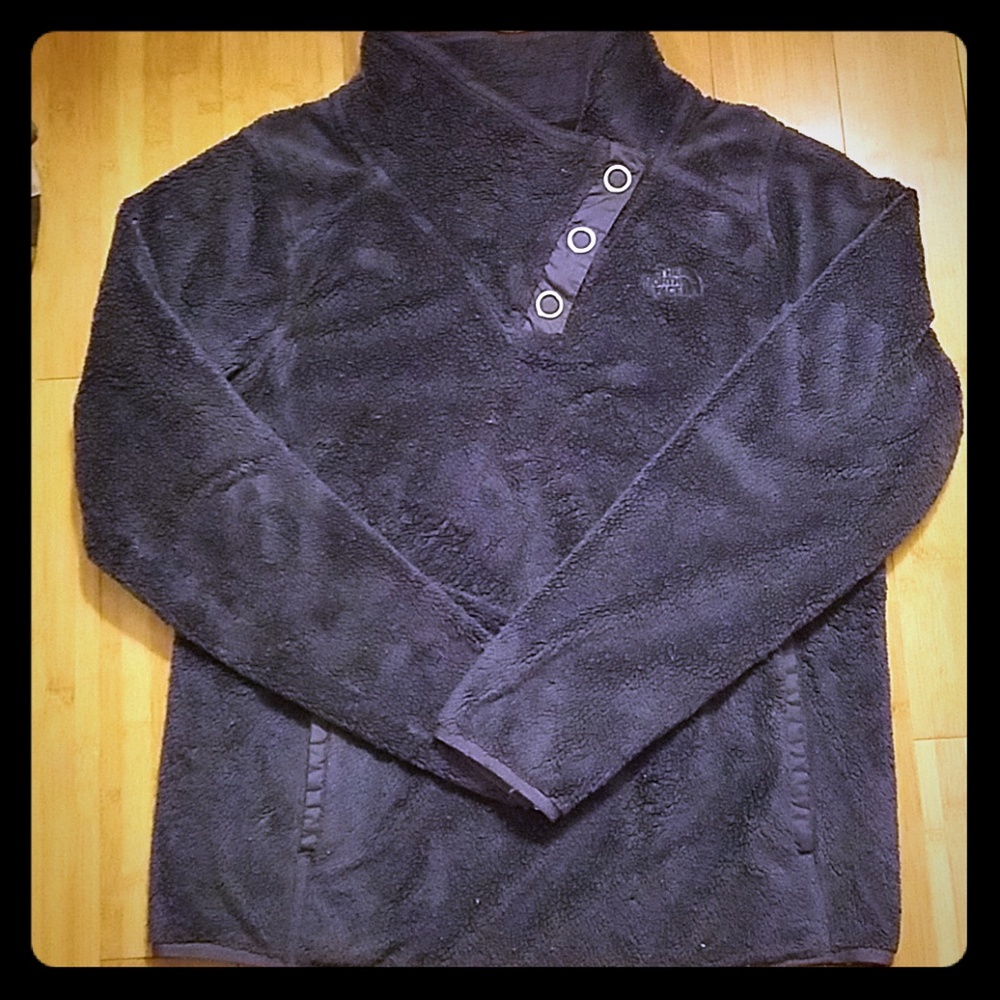North Face pullover